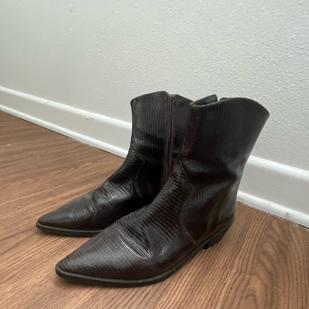 Free People Flat Luke Western Chelsea Boot Dark Brown Leather Fits Sz 7.5/8